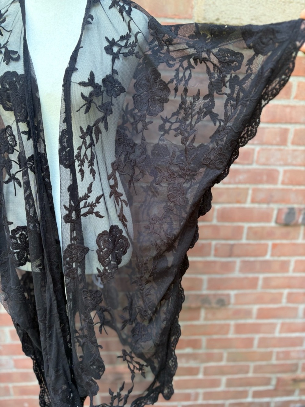 Torrid Kimono Womens Plus Sz 00 Black Floral Sheer Crochet Lace Open Front Boho - Picture 7 of 10